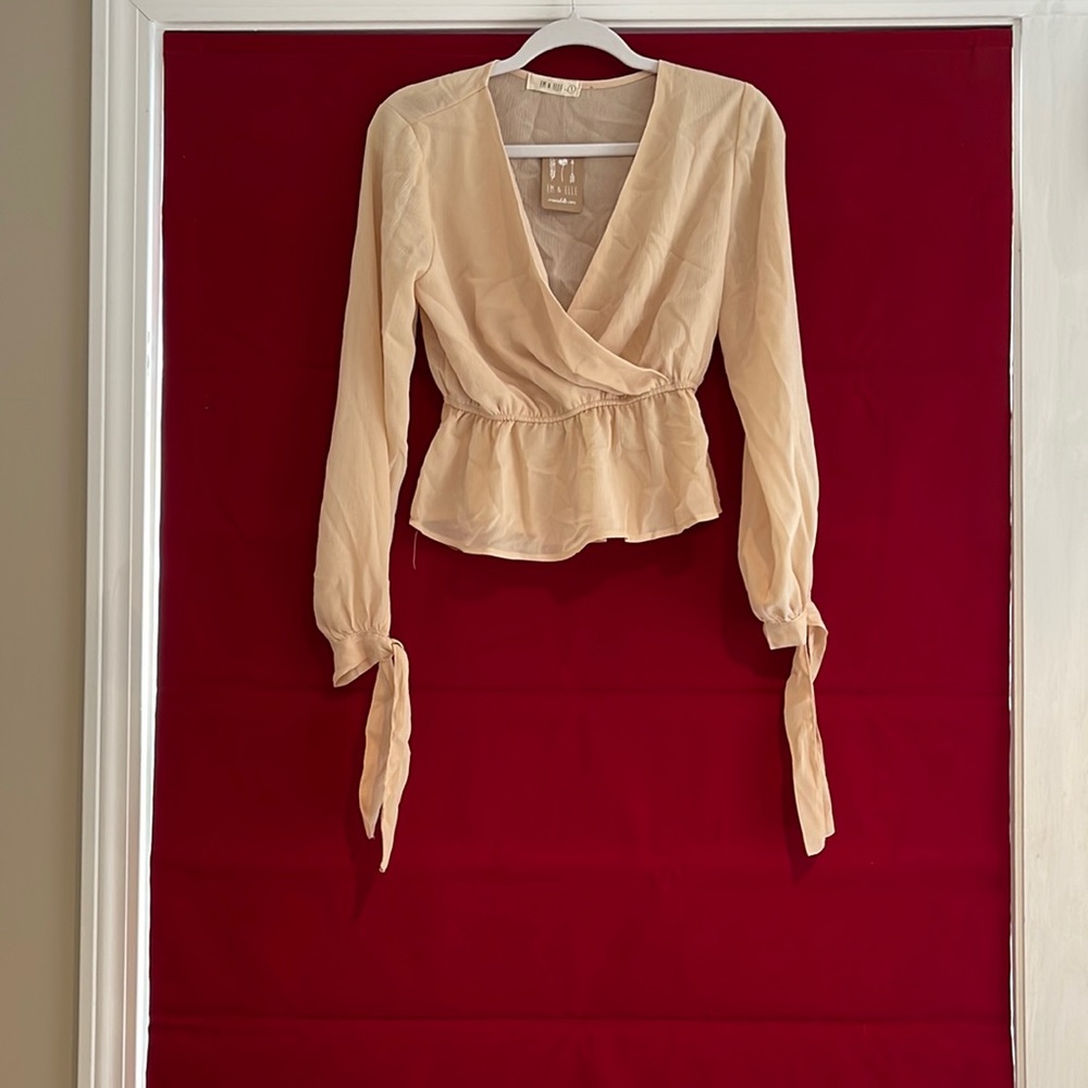 ‘Em & Elle dressy blouse